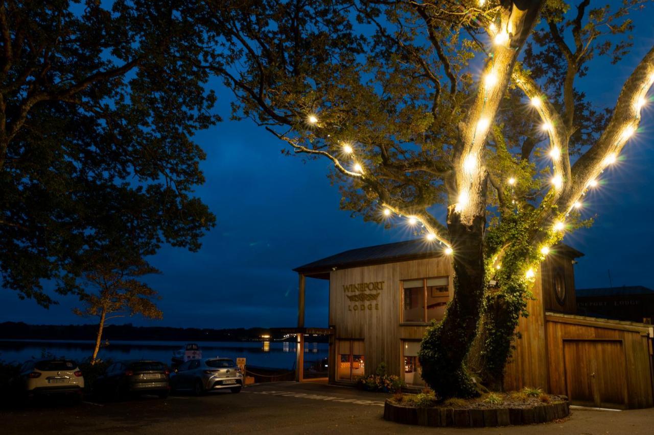Wineport Lodge Glasson Exteriör bild